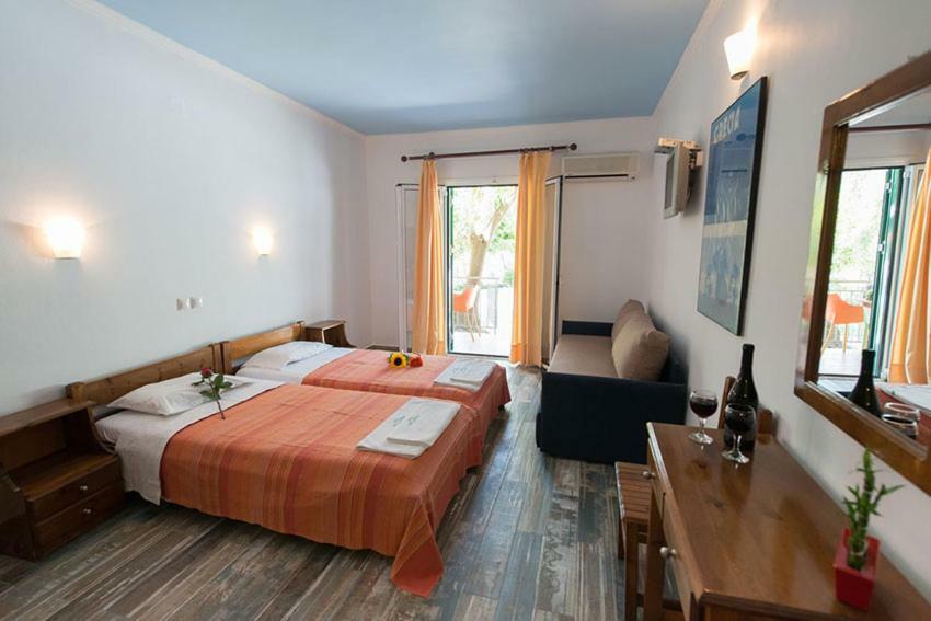 Ilios Hotel & Villas Geni  ภายนอก รูปภาพ