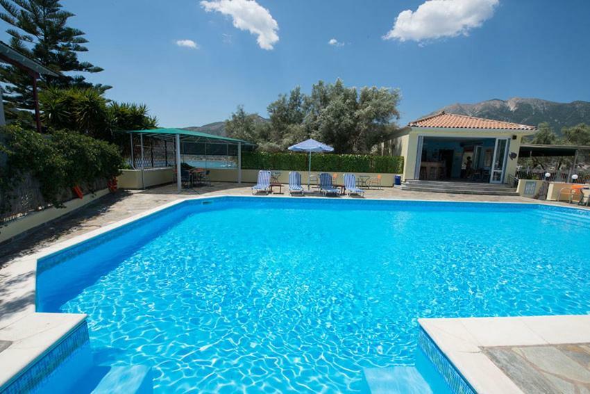Ilios Hotel & Villas Geni  ภายนอก รูปภาพ