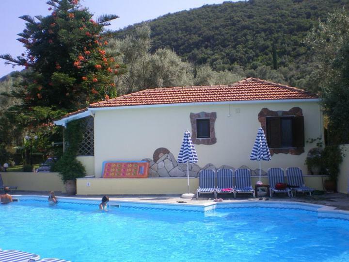 Ilios Hotel & Villas Geni  ภายนอก รูปภาพ